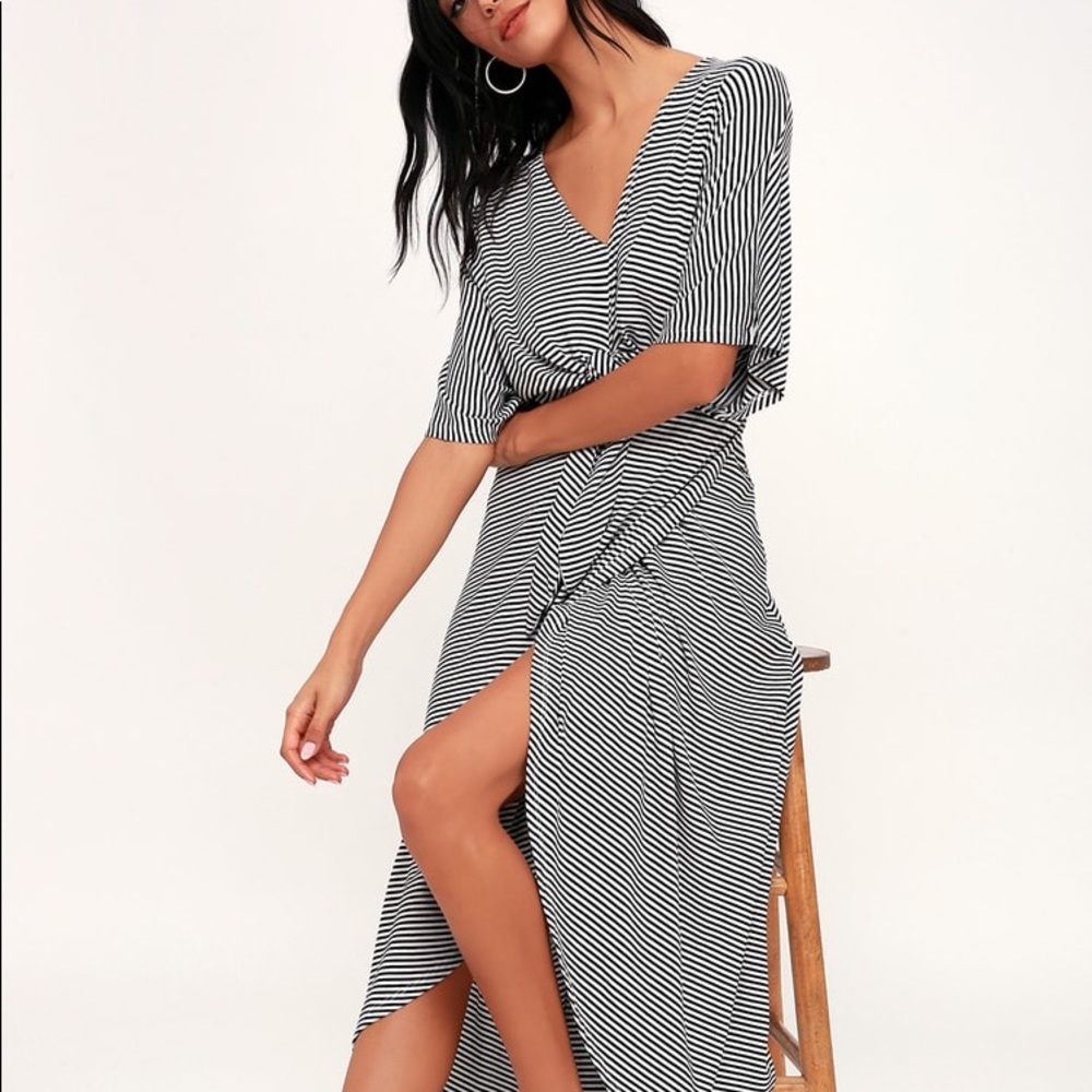 Teigen Black and White Striped Knotted Maxi Dress